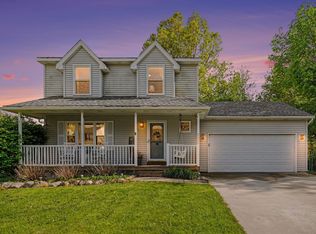 2422 Par Ct, Howell, MI 48843