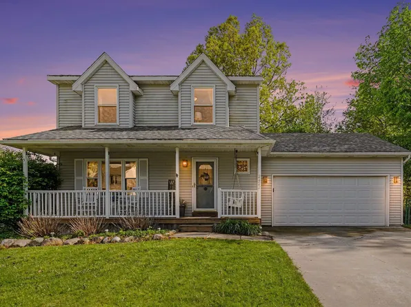 2422 Par Ct, Howell, MI 48843
