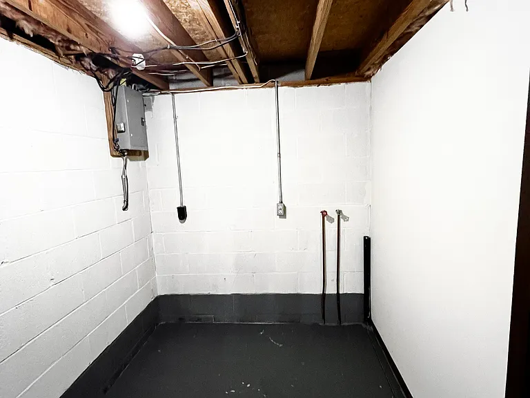 351 Harding Ave NW #1 — Photo 9
