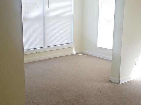 4th image of 1838 W 28th St