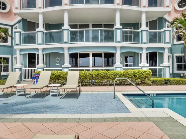 2051 SE 3rd Street #102, Deerfield Beach, FL 33441