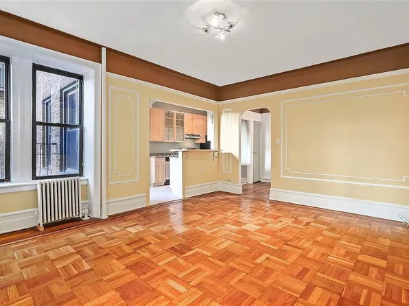 86-10 109th St APT Cc1, Queens, NY 11418