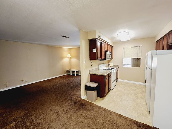 4th image of 5405 Indian River Dr #1394