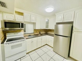 1401 NE 191st St #D111, Miami, FL 33179