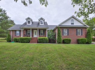 650 Greenwood Rd, Lebanon, TN 37090