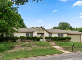 7017 Harvey Dr, Waco, TX 76710