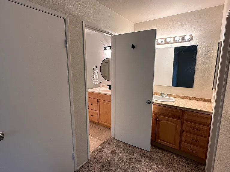 8811 Gilman Dr #D — Photo 24