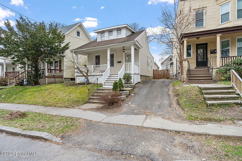 3rd image of 502 Morris Street