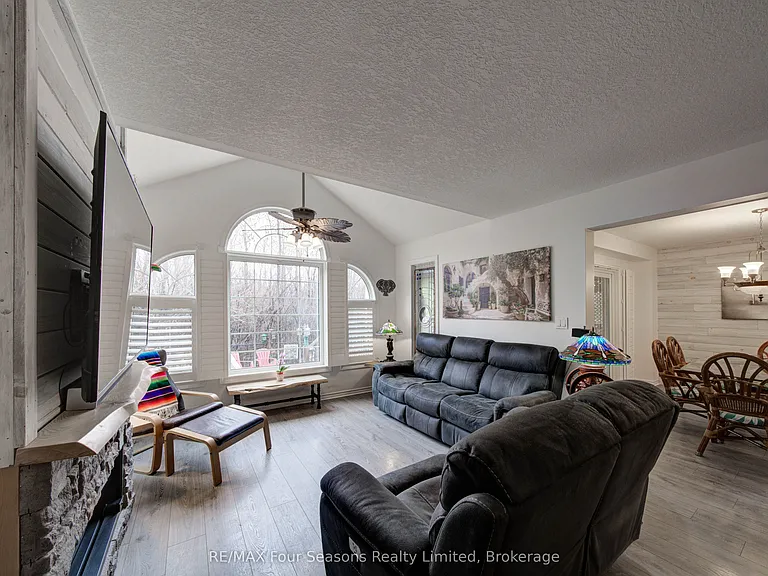 9 Brooke Ave — Photo 22