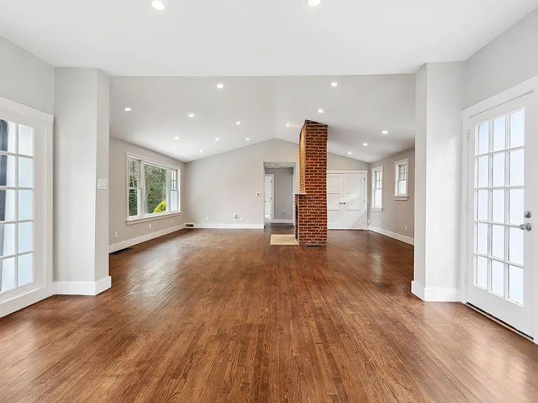 2849 Ashford Rd — Photo 31