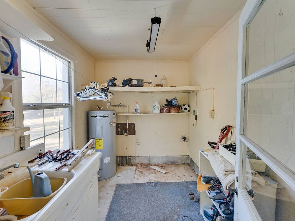 31st image of 2186 Old Doerun Rd
