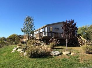 35 Seaside Ave, Guilford, CT 06437