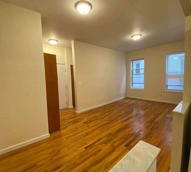 1st image of 4419 28th Ave APT 2F