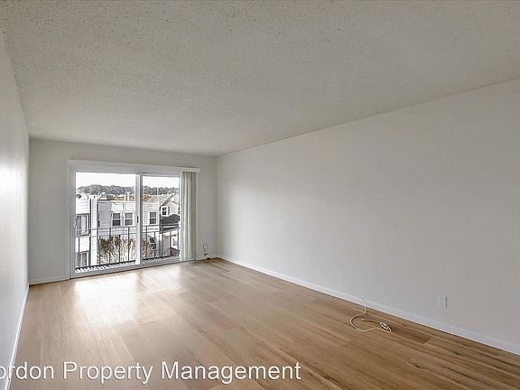 2nd image of 359 20th Ave APT 205