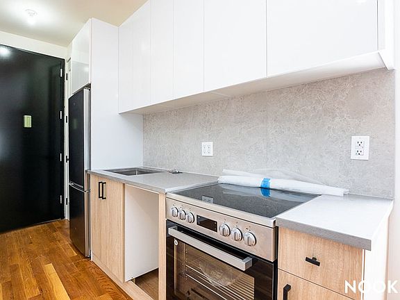 4th image of 167 Central Ave #2B