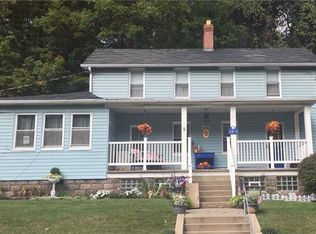 1051 Universal Rd, Pittsburgh, PA