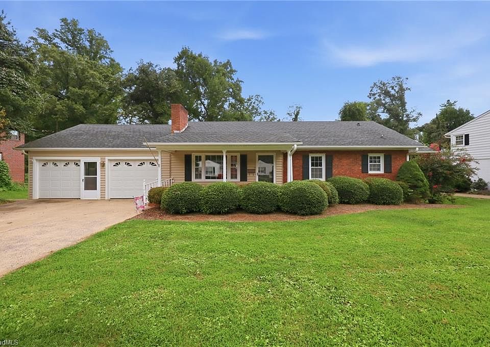 1st image of 317 Hillcrest Dr