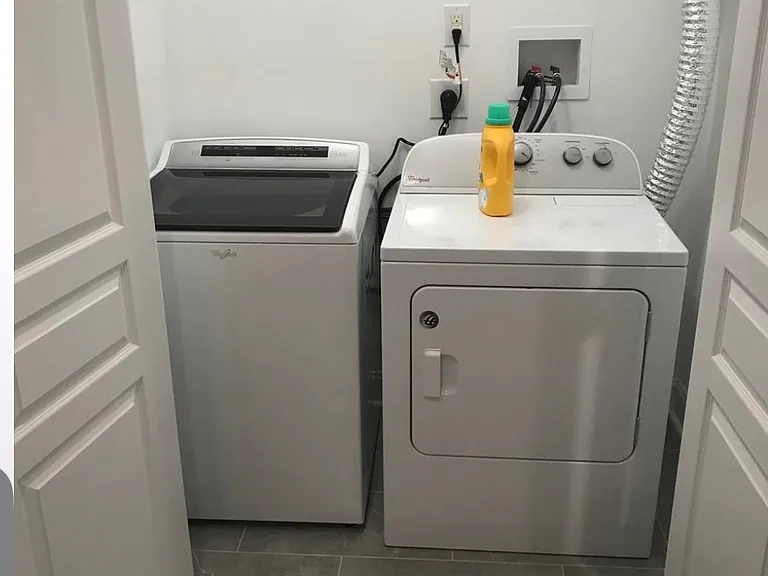 2570 Frankford Ave #1 — Photo 7