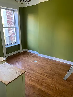 Rented by Ambassador Realty Co | media 16