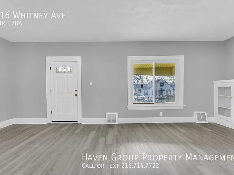 516 Whitney Ave — Photo 4
