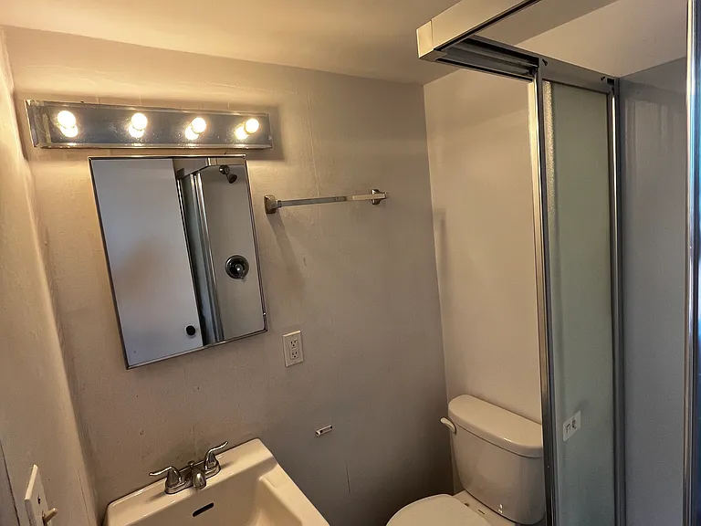 12414 Mayfield Rd #5 — Photo 3