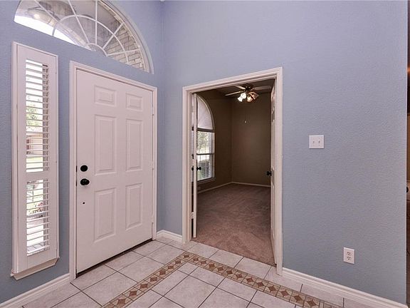 5th image of 4609 Newport Dr