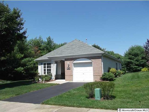 1st image of 9 Silverwoods Dr