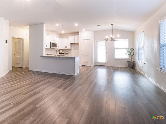 2nd image of 5879 Galveston Rd