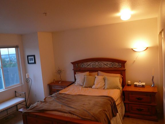 Large Master (hard to tell in Pic) 2 closets and linen close