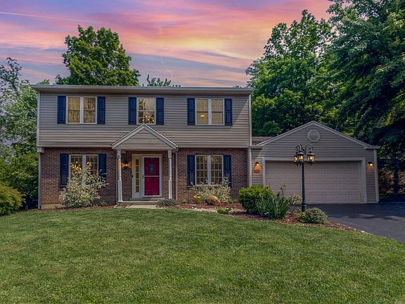 2nd image of 9596 Creekside Dr