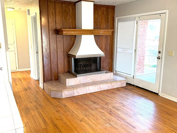 5th image of 5614 NW Eisenhower Dr