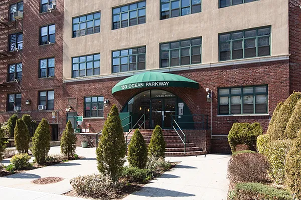 Sold by Brooklyn Real Inc | media 15