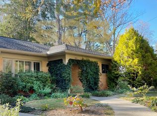 1045 Mountain View St #1, Hendersonville, NC 28739