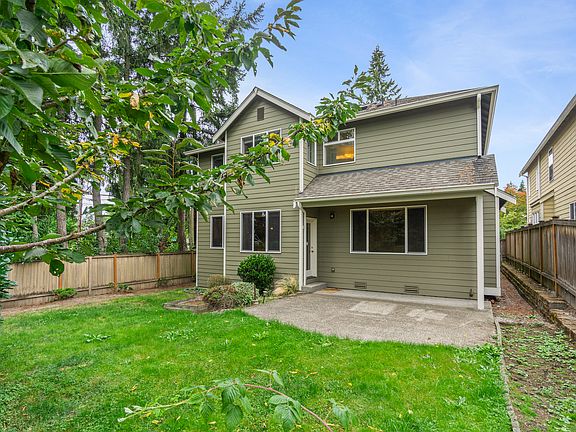 5th image of 8107 NE 147th St