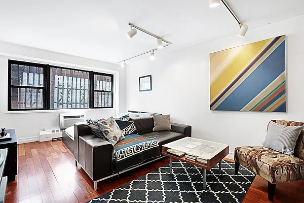 Rented by Compass | media 1