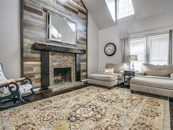 4th image of 606 Rock Creek Dr