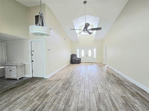 4th image of 3956 Sabal Springs Blvd
