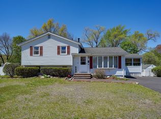 14 Kazimer Dr, Billerica, MA 01821