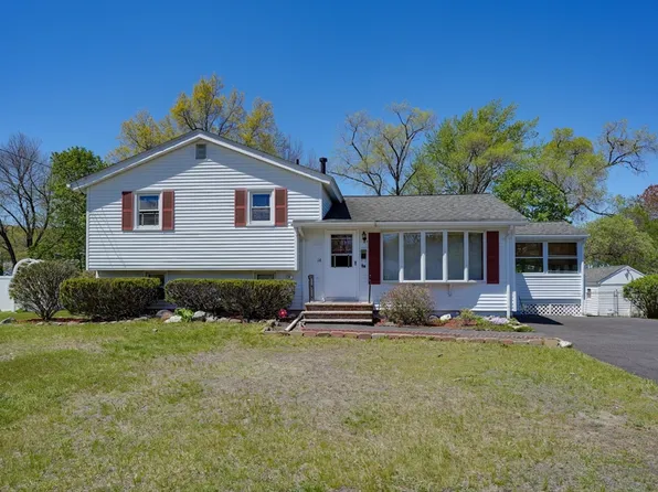 14 Kazimer Dr, Billerica, MA 01821