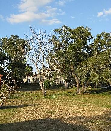 3/4 acres lot with big back yard.