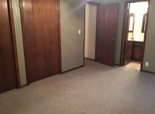760 W Elder Dr, Mustang, OK 73064