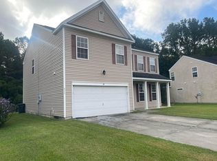 571 English Oak Cir, Moncks Corner, SC 29461