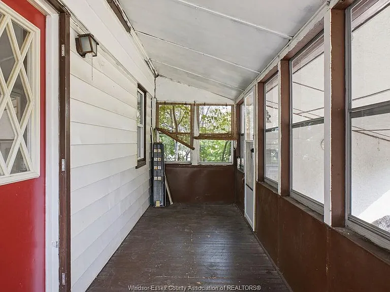 866 Francois Ct — Photo 34