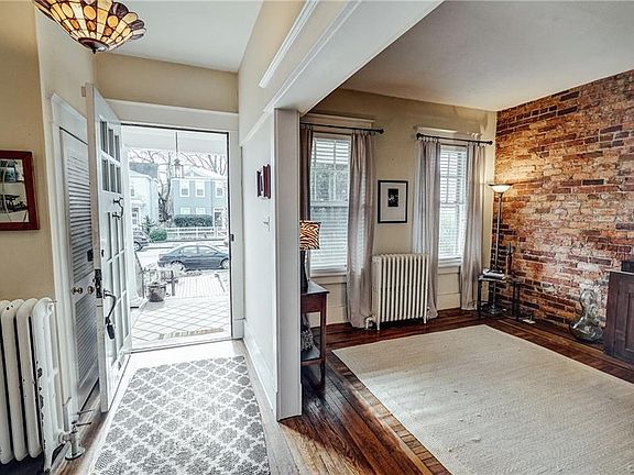 3rd image of 3112 Floyd Ave