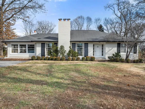 980 N Berry Rd, Saint Louis, MO 63122
