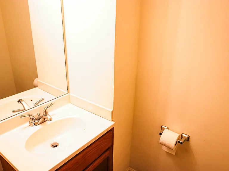 269 Old Porter Pike #B6 — Photo 4