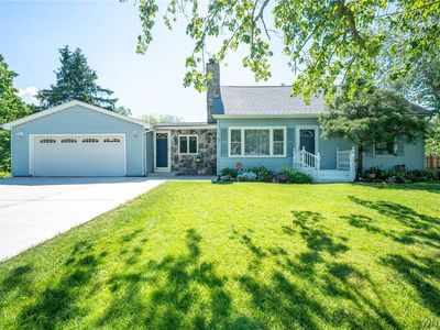 7539 Valley Circle Ln, Hamburg, NY, 14075