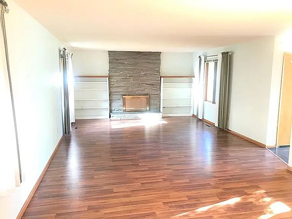 3rd image of 414 N 2nd St