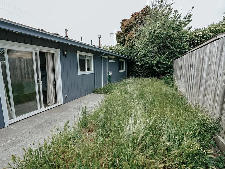 2613 Spring St — Photo 23