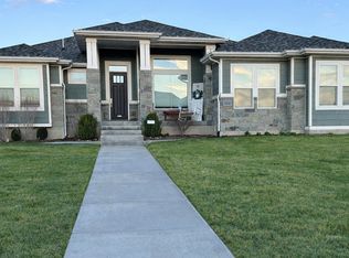 2216 N 3430 W, Clinton, UT 84015